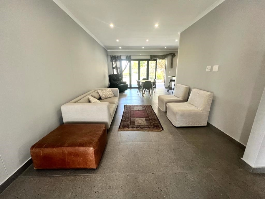 To Let 2 Bedroom Property for Rent in Royal Ascot Western Cape